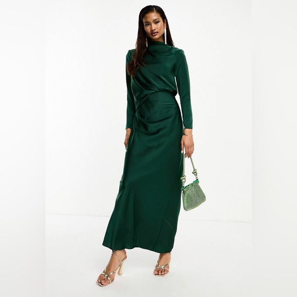 ASOS satin tuck detail maxi dress with ruched detail in forest green size 6 NWTS - Picture 5 of 6
